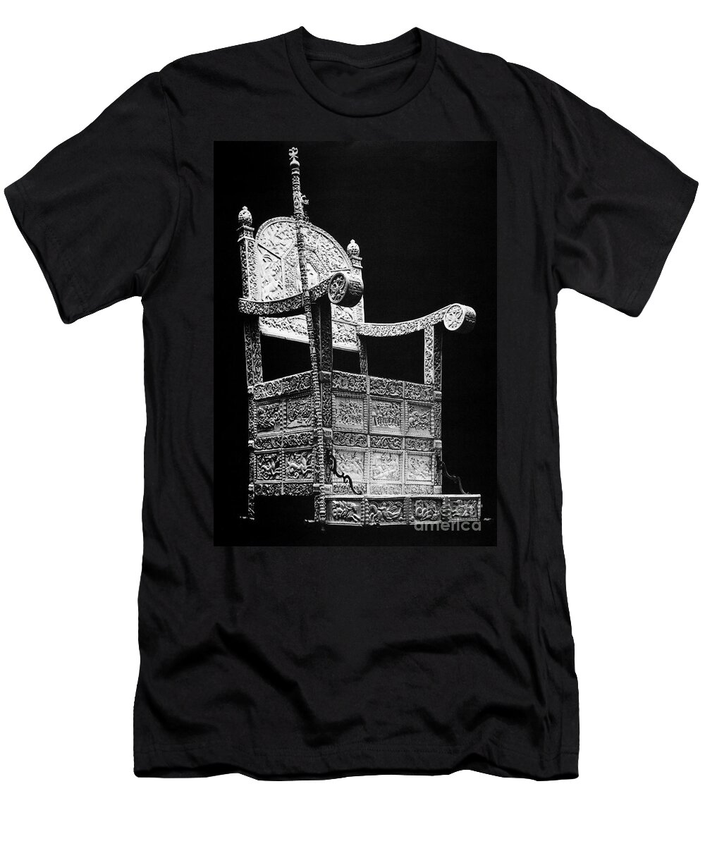 16th Century T-Shirt featuring the photograph Russia: Throne Of Ivan Iv by Granger