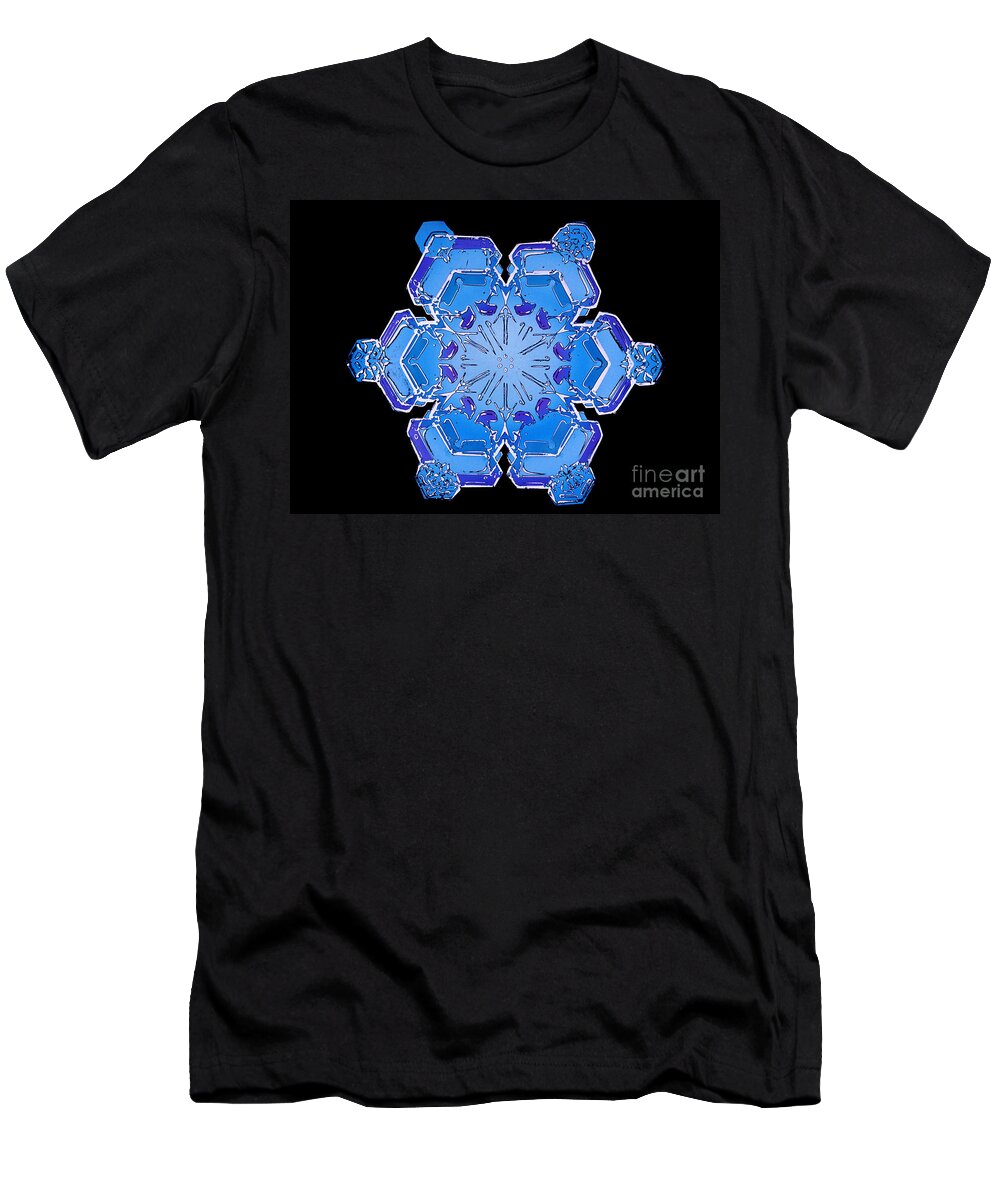 Science T-Shirt featuring the photograph Snowflake From A Resin Cast by Science Source