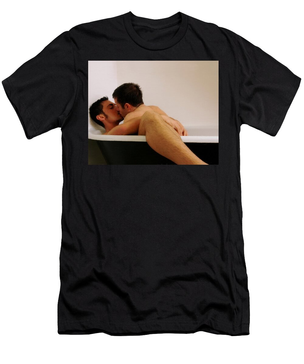 Kiss T-Shirt featuring the painting Kiss in the Bath by Troy Caperton