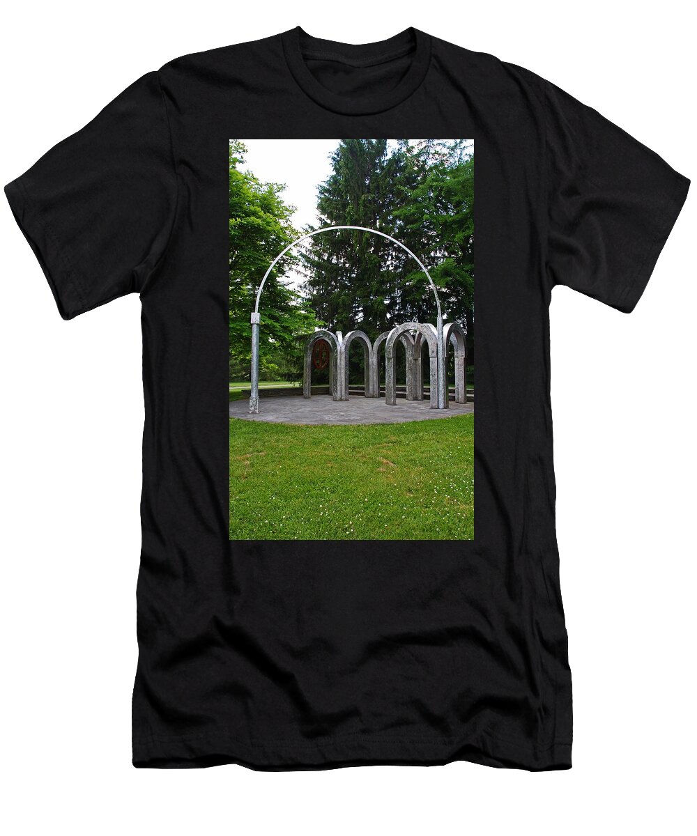 Toledo T-Shirt featuring the photograph Toledo Botanical Garden Arches #1 by Michiale Schneider