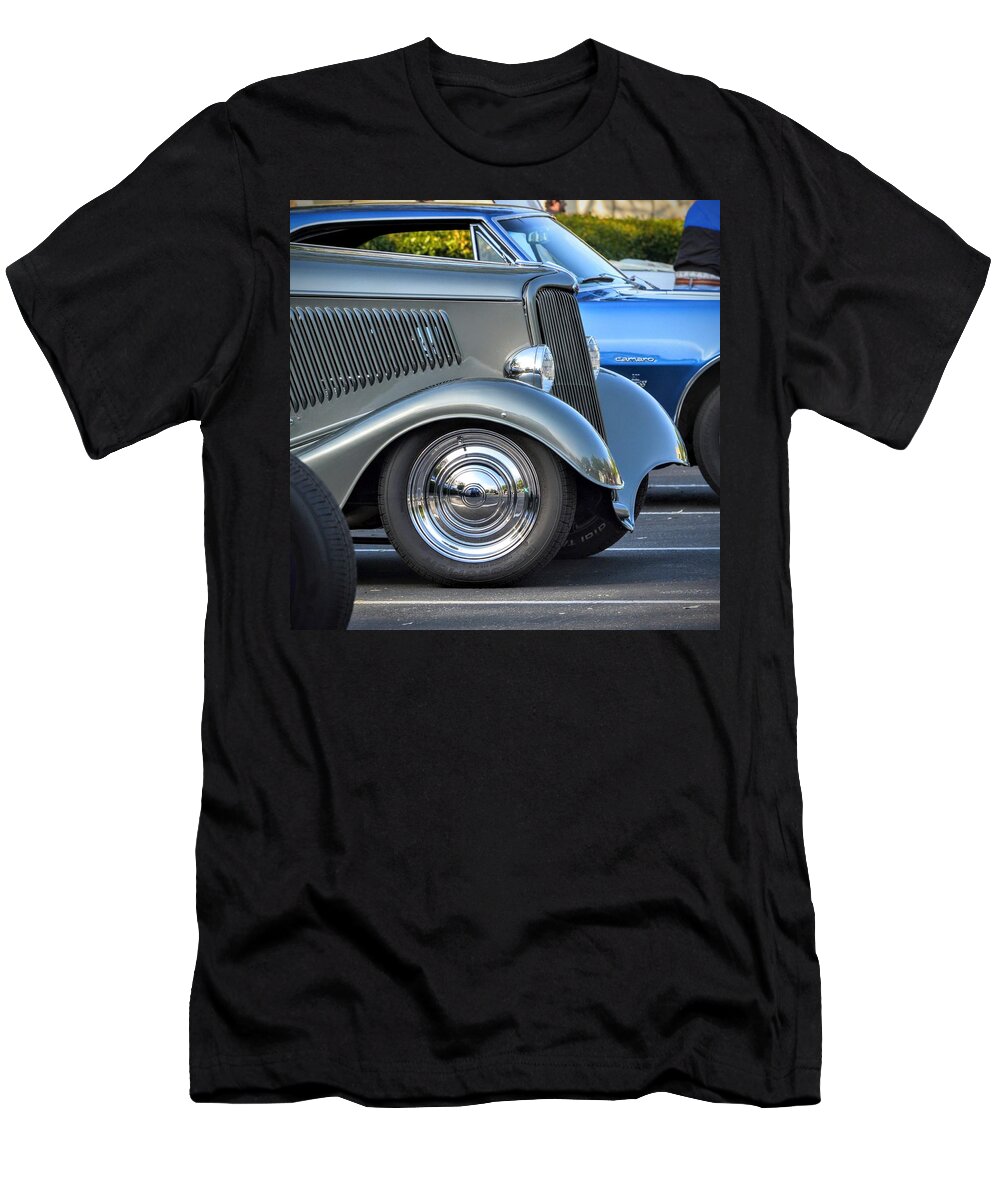  T-Shirt featuring the photograph Classic Ford #21 by Dean Ferreira