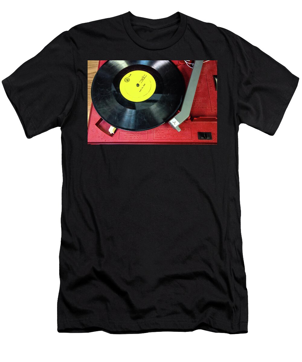 Record Player T-Shirt featuring the photograph 8 RPM Record Player by Gary Slawsky