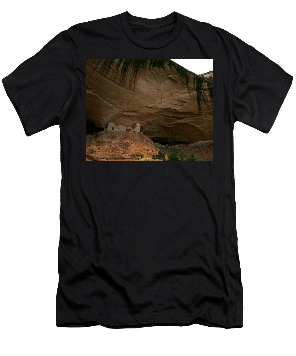 Southwestern T-Shirt featuring the photograph Anasazi Indian Ruin by Cliff Wassmann