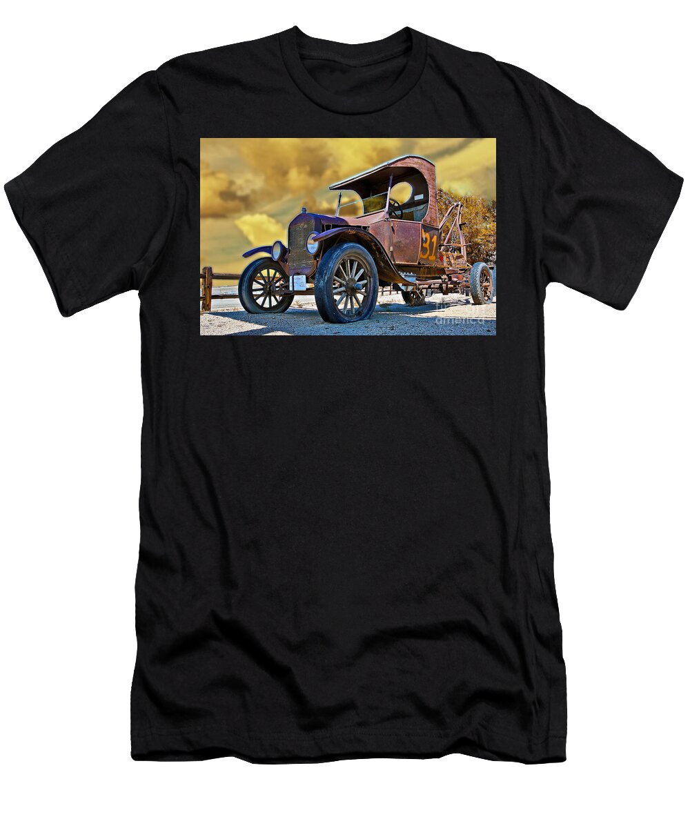 Cars T-Shirt featuring the photograph C207 by Tom Griffithe