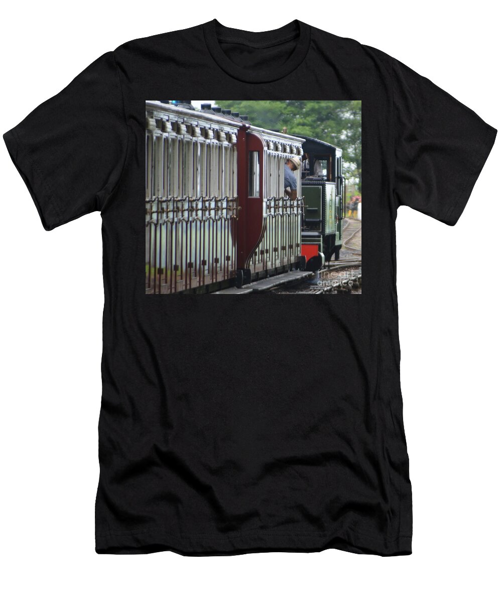Carriages T-Shirt featuring the photograph Carriages by Andy Thompson