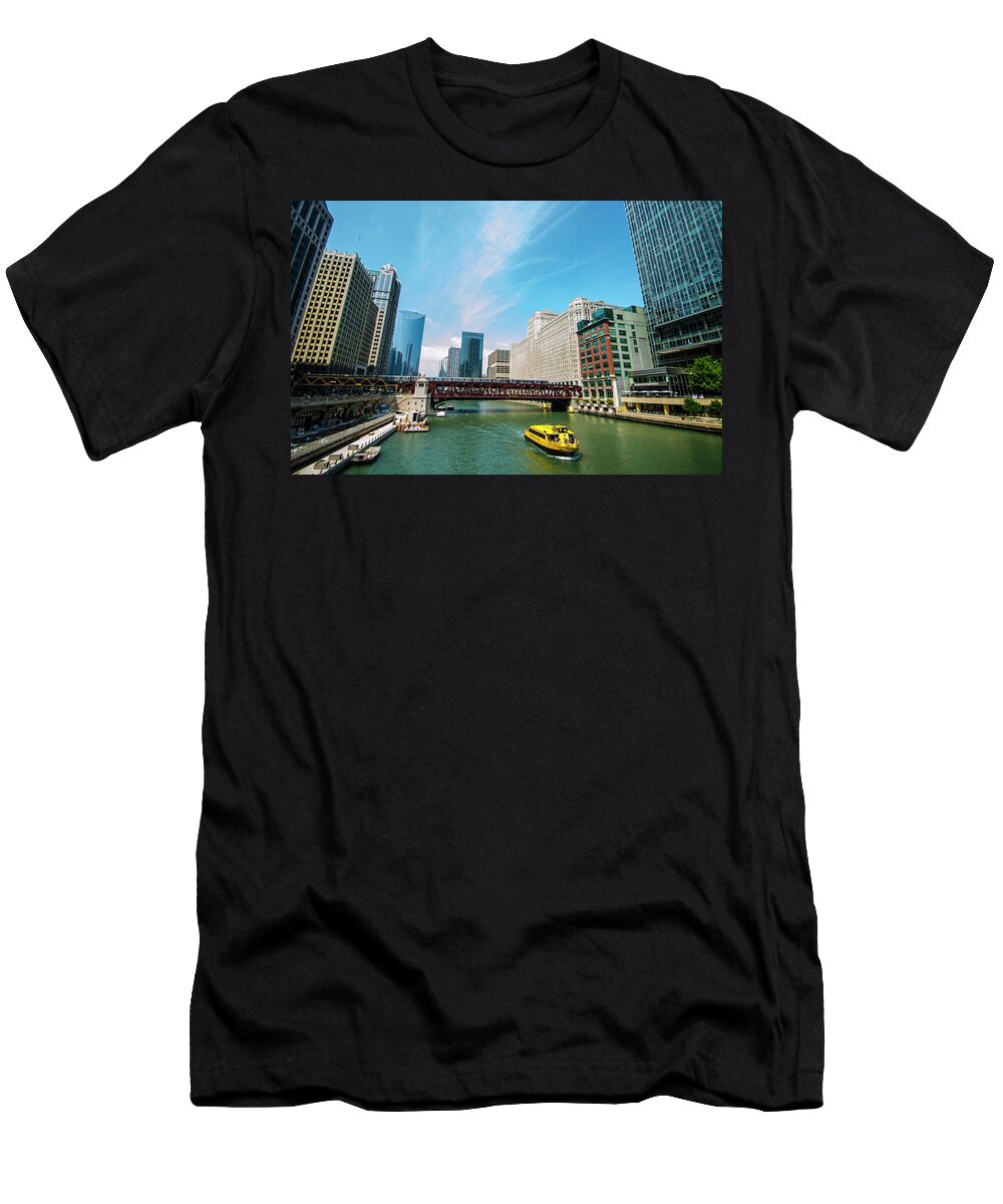 Chicago T-Shirt featuring the photograph Chicago, That Toddlin' Town by Deborah Smolinske