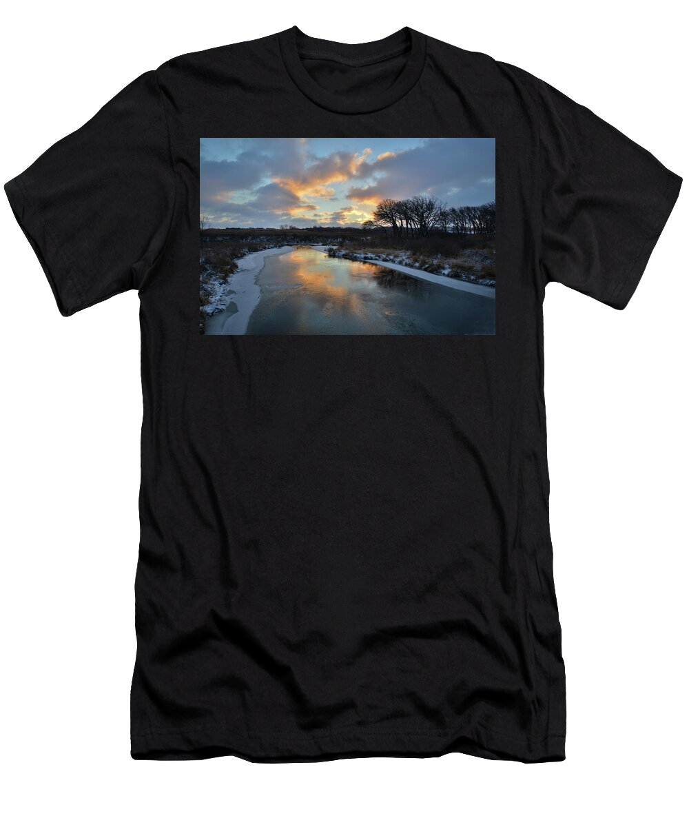 Glacial Park T-Shirt featuring the photograph Christmas Morning 2017 in Glacial Park 7 by Ray Mathis