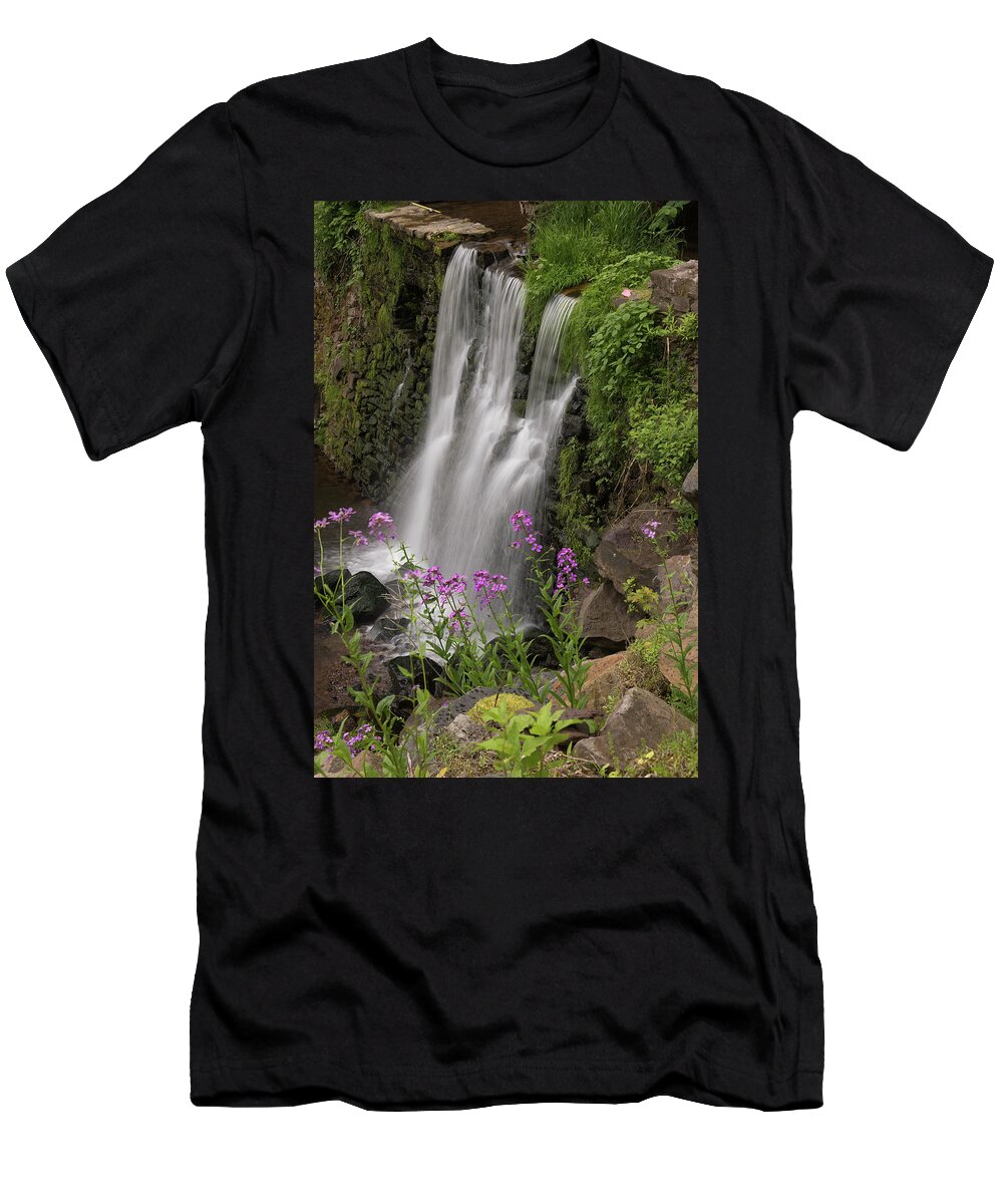 Creek T-Shirt featuring the photograph Cuttalossa Creek by Nicki McManus