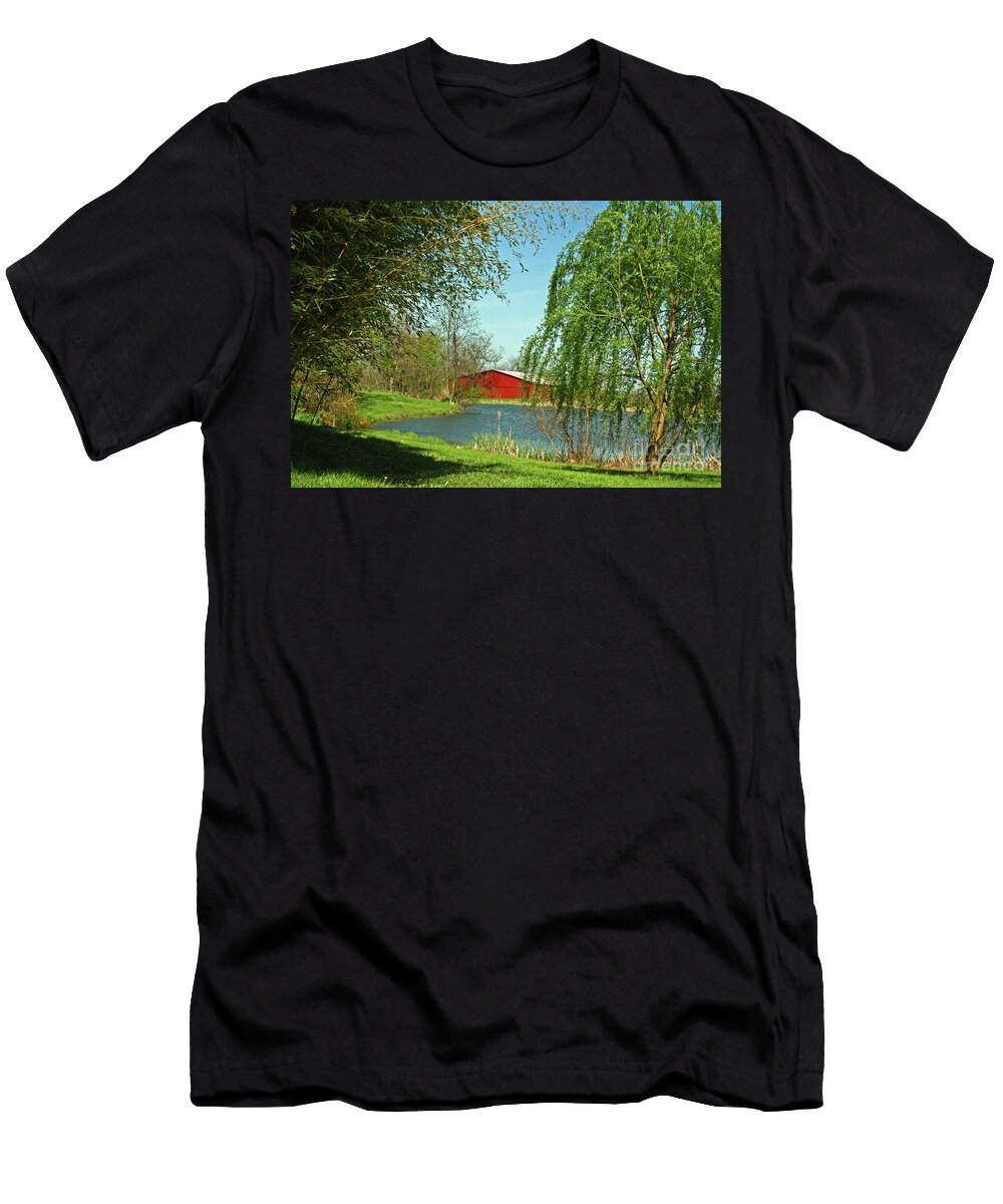 Red Barn T-Shirt featuring the photograph Daydreamin' by Melissa Mim Rieman