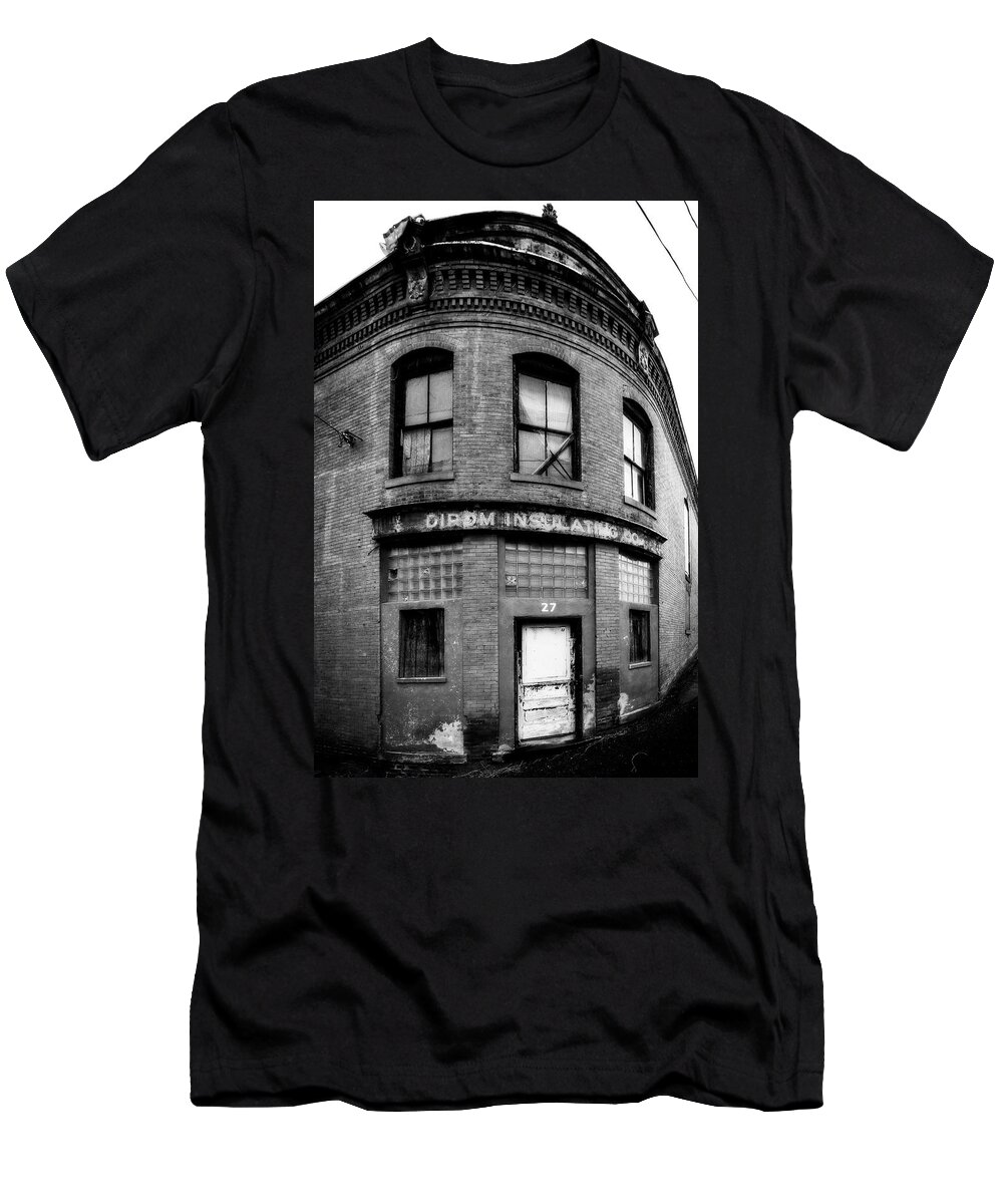 Abandoned T-Shirt featuring the photograph Dirom Insulating Lynchburg by Alan Raasch