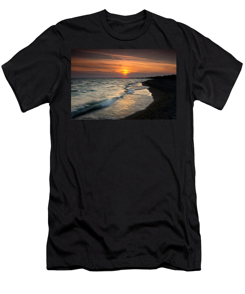 Sunset T-Shirt featuring the photograph Erieau Sunset by Cale Best