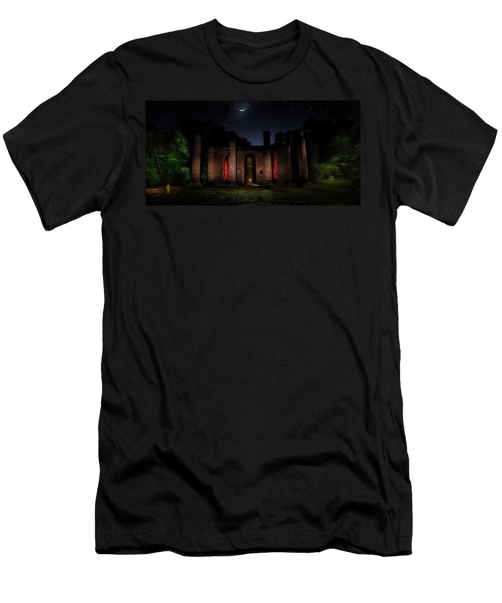 Old Sheldon Church T-Shirt featuring the photograph Forgotten Gods by Mark Andrew Thomas