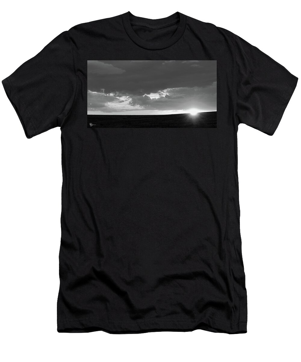 Black And White T-Shirt featuring the photograph Horizon Sunset by Mary Anne Delgado