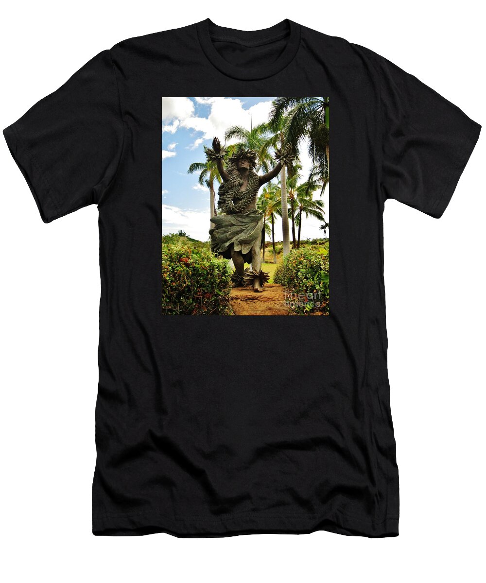 Statue T-Shirt featuring the photograph Kapo by Craig Wood