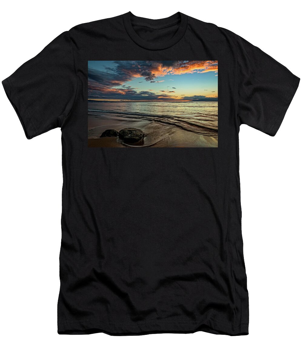 Bay T-Shirt featuring the photograph Kihei, Maui Sunset by John Hight
