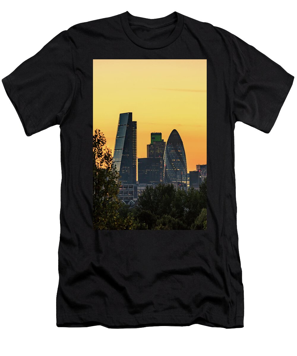 London T-Shirt featuring the photograph London City Sunset by Matt Malloy