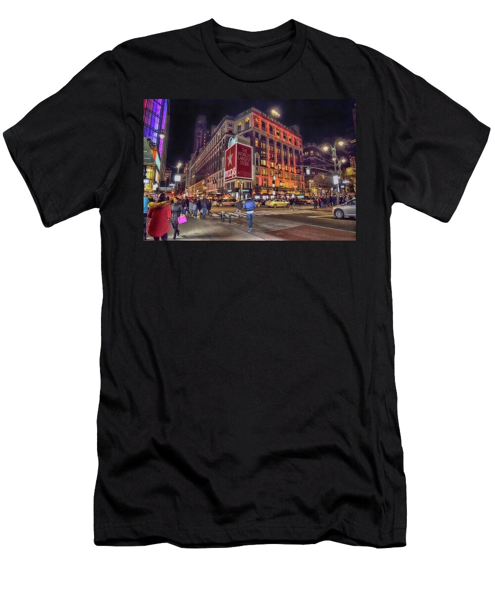 Macys T-Shirt featuring the photograph Macy's of New York by Dyle Warren