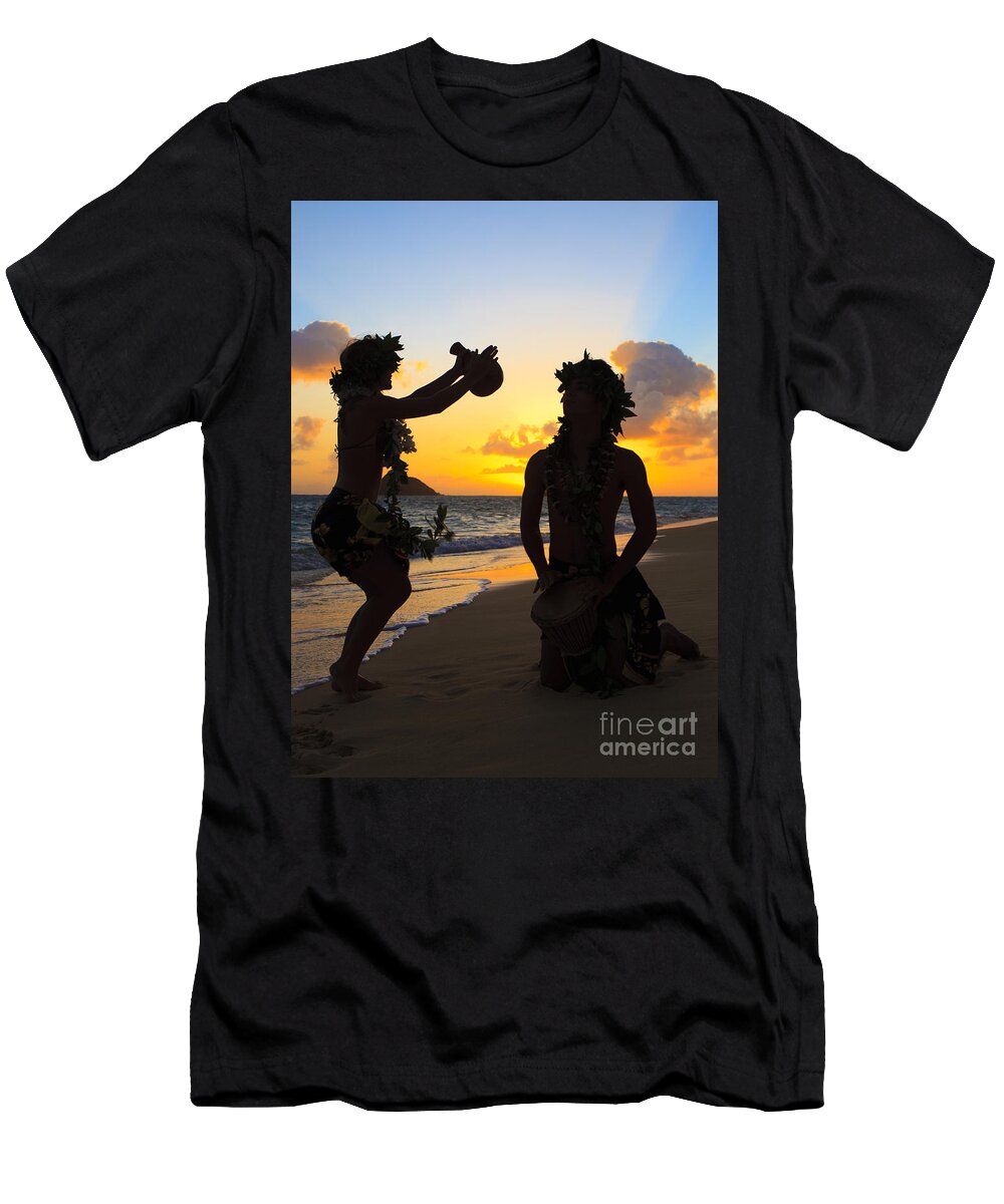 Aloha T-Shirt featuring the photograph Morning Hula Silhouettes by Tomas del Amo - Printscapes