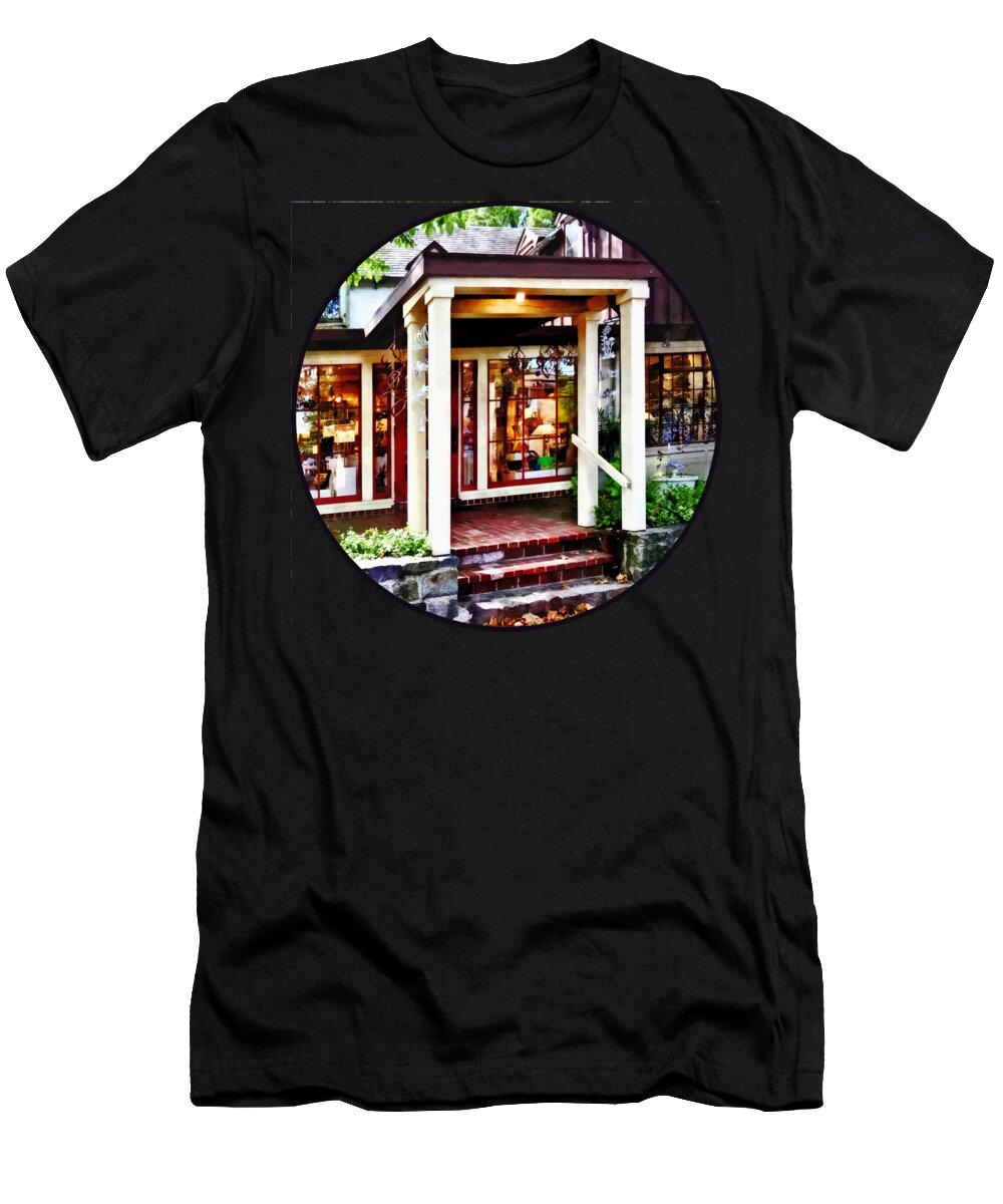 New Hope T-Shirt featuring the photograph New Hope PA - Craft Shop by Susan Savad
