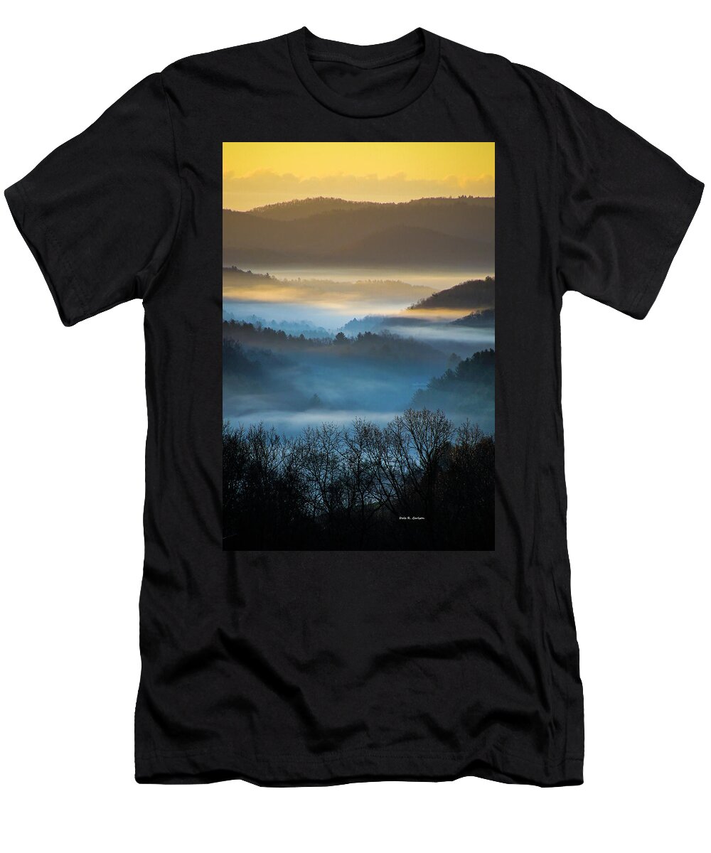 New River T-Shirt featuring the photograph New River Fog by Dale R Carlson
