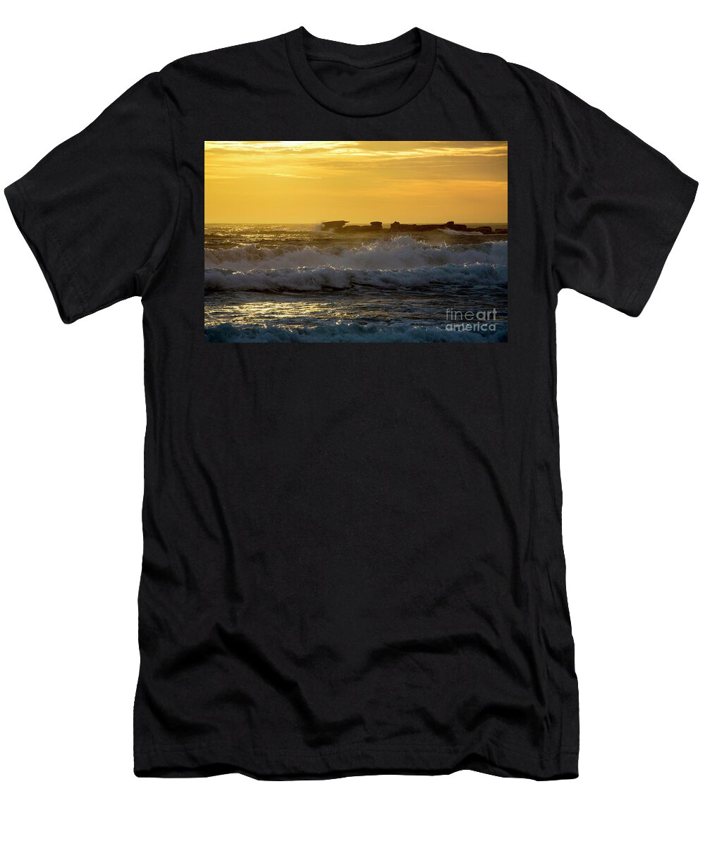 Palm Beach T-Shirt featuring the photograph Rocks at Palm Beach at sunrise by Sheila Smart Fine Art Photography
