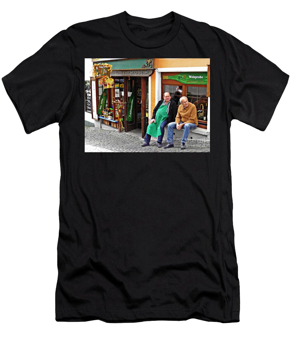 Rudesheim T-Shirt featuring the photograph Rudesheim 4 by Sarah Loft
