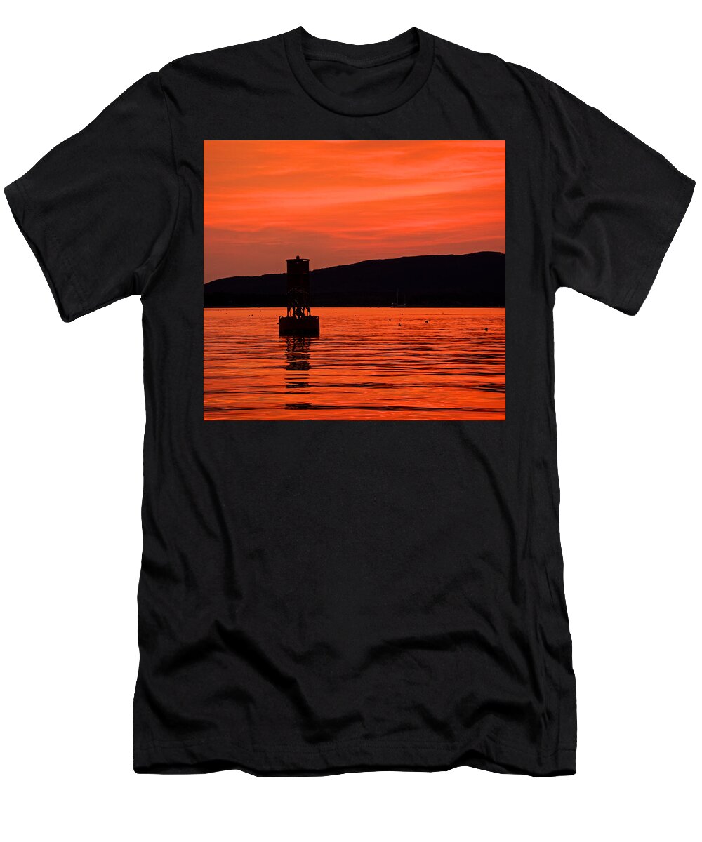 Acadia National Park T-Shirt featuring the photograph Setting Sun I by Kathi Isserman