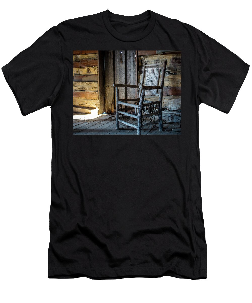 Old T-Shirt featuring the photograph Thacker Cabin Chair by Susie Weaver