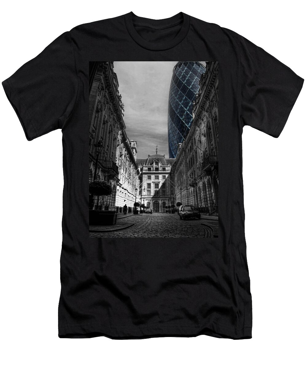 Yhun Suarez T-Shirt featuring the photograph The Future Behind The Past by Yhun Suarez