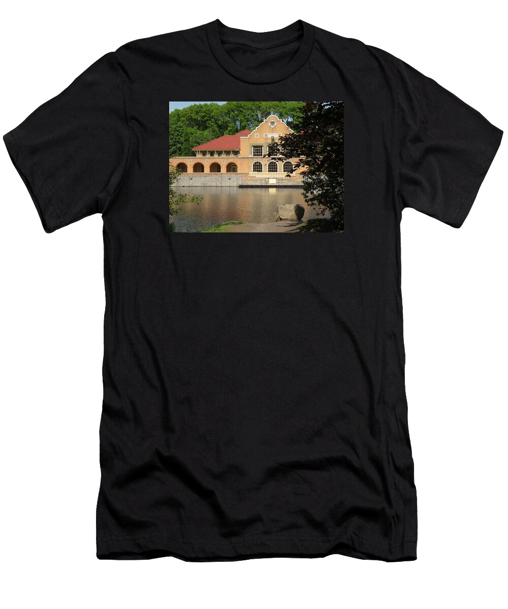 Building T-Shirt featuring the photograph The Lake House by Rosalie Scanlon