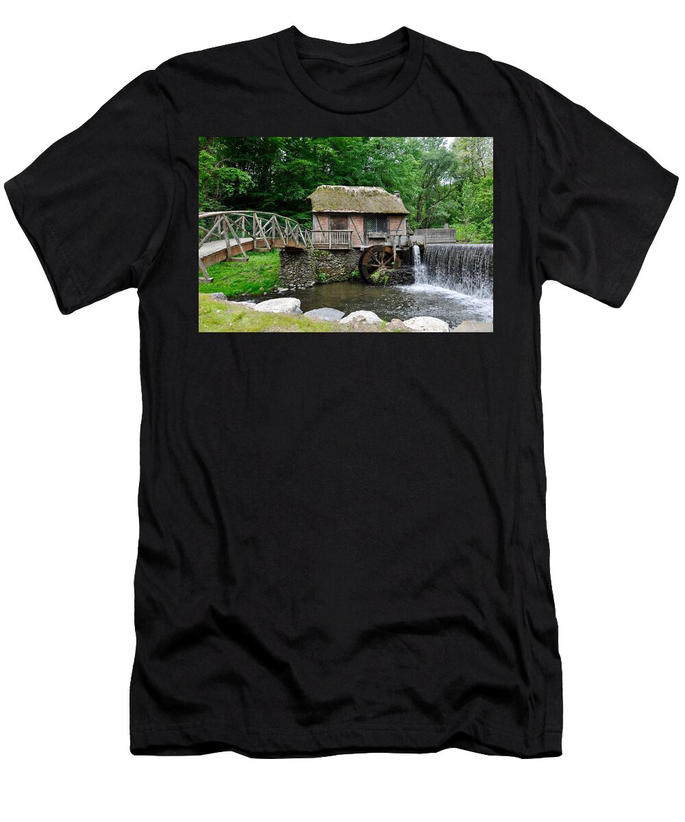 #gomez Mill House T-Shirt featuring the photograph The Mill At Gomez Mill House by Cornelia DeDona