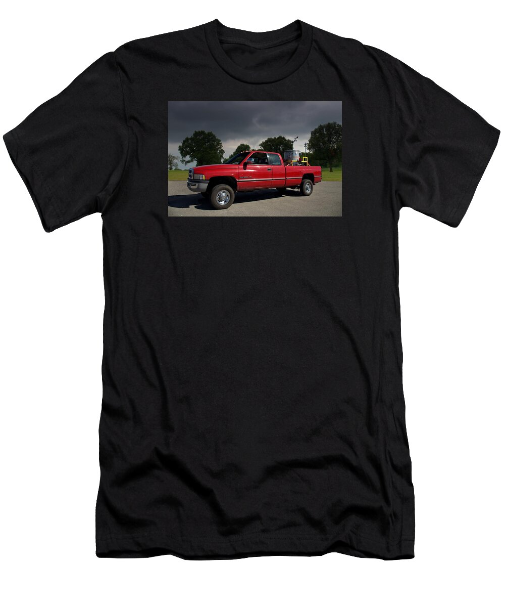 Twisters T-Shirt featuring the photograph Twisters Movie Pickup with Dorothy by Tim McCullough