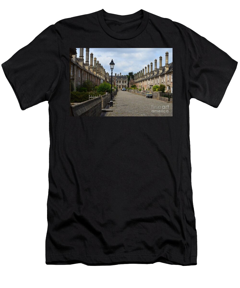 Vicars Close Wells T-Shirt featuring the photograph Vicars Close by Andy Thompson