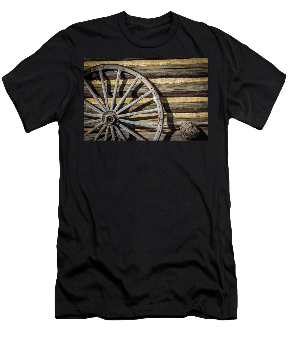 Wagon T-Shirt featuring the photograph Wagon Wheel by Paul Freidlund