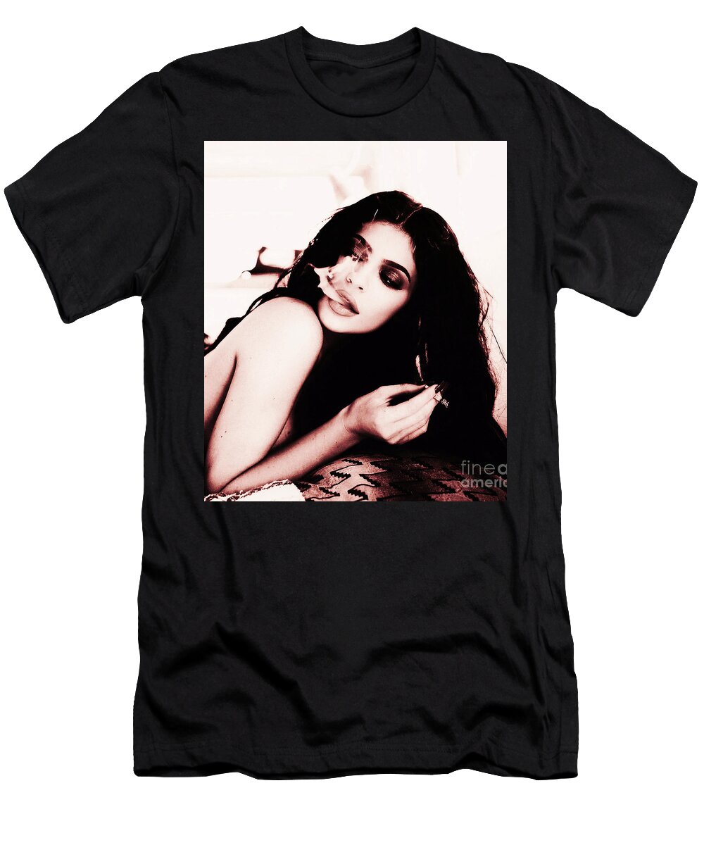 Brandmand lur Notesbog Kylie Jenner T-Shirt by Valentina Hramov - Fine Art America