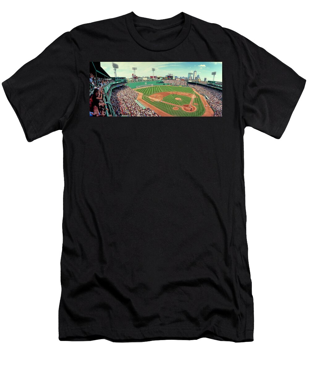 Boston, Mass, Fenway Park, Red Sox vs Yankees Left Roof Box Day Home Plate  Corner Home run T-Shirt