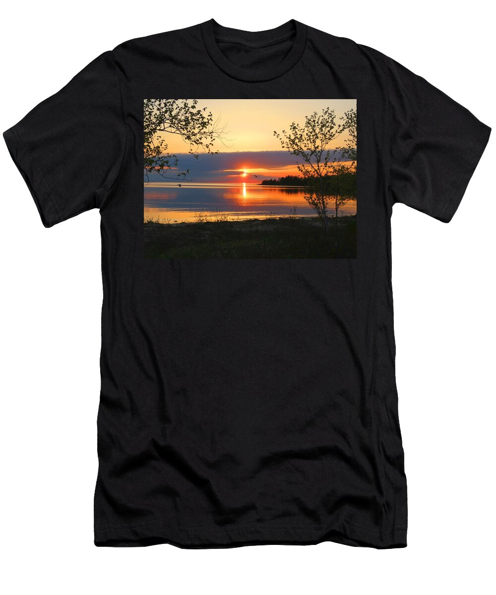 Lake Michigan. Sunset T-Shirt featuring the photograph Headlands Sunset by Keith Stokes