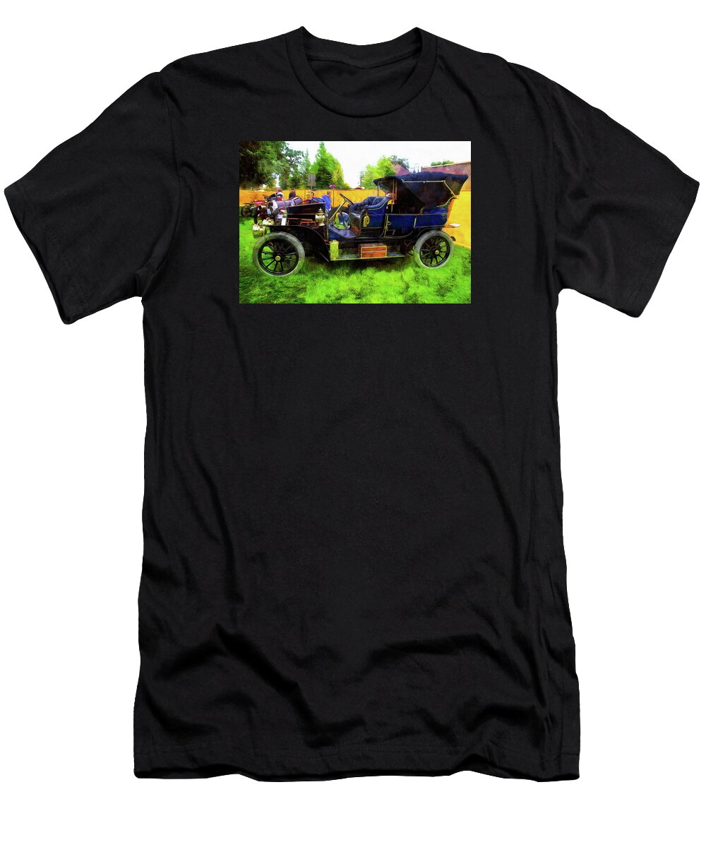 Hdr T-Shirt featuring the photograph Ready To Tour by Thom Zehrfeld