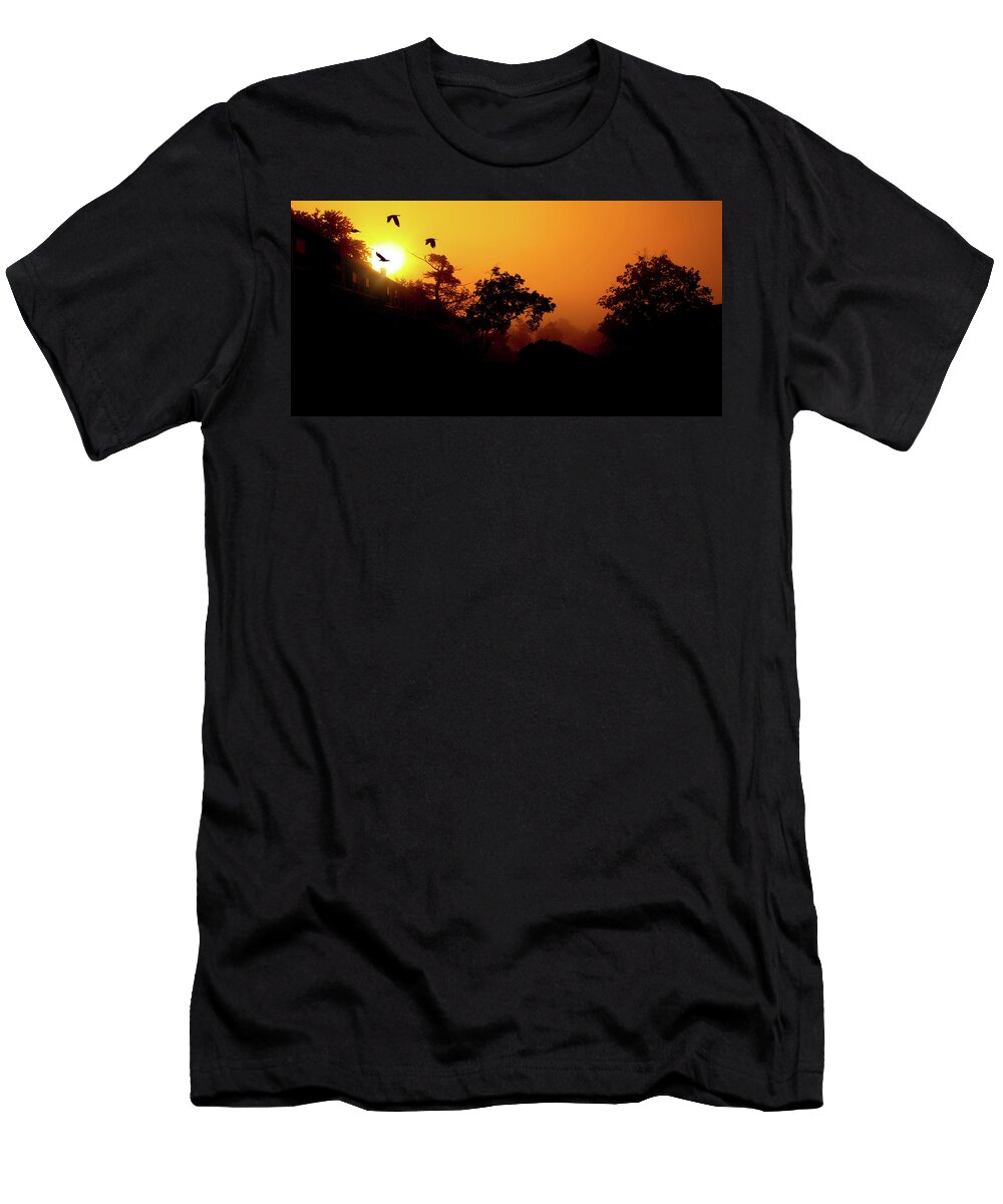 Gittings Avenue T-Shirt featuring the photograph Sunrise On Gittings Avenue by Reynaldo Williams