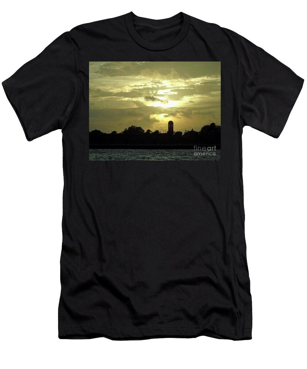 St Augustine T-Shirt featuring the photograph Beautiful Sunset At The Castillo by D Hackett