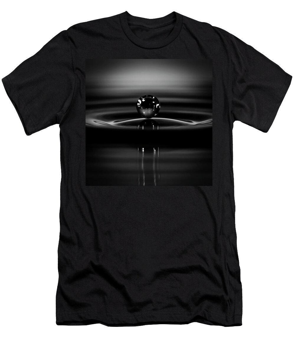 Waterdrop T-Shirt featuring the photograph Contact by Ari Rex