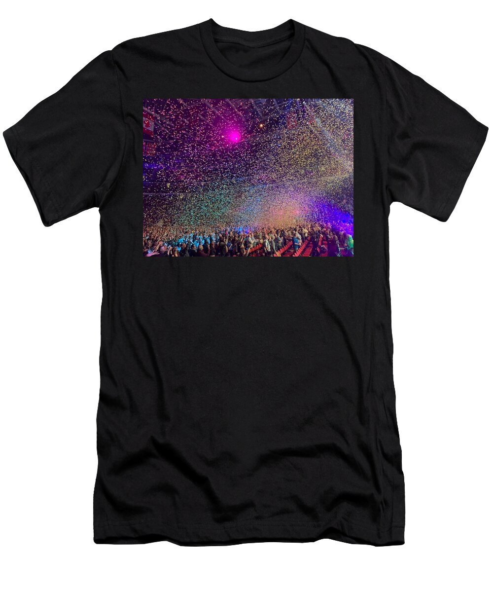 Concert T-Shirt featuring the photograph Encore by Lee Darnell