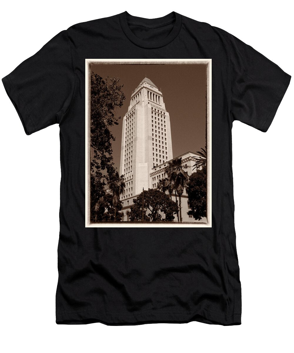 Architecture T-Shirt featuring the photograph LA Classic by Mark David Gerson