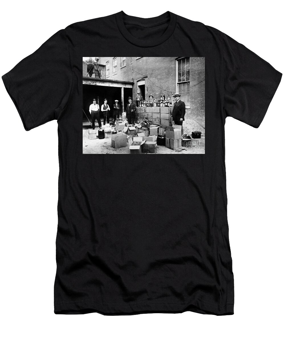 18th Amendment T-Shirt featuring the photograph Prohibition, 1922 by Granger