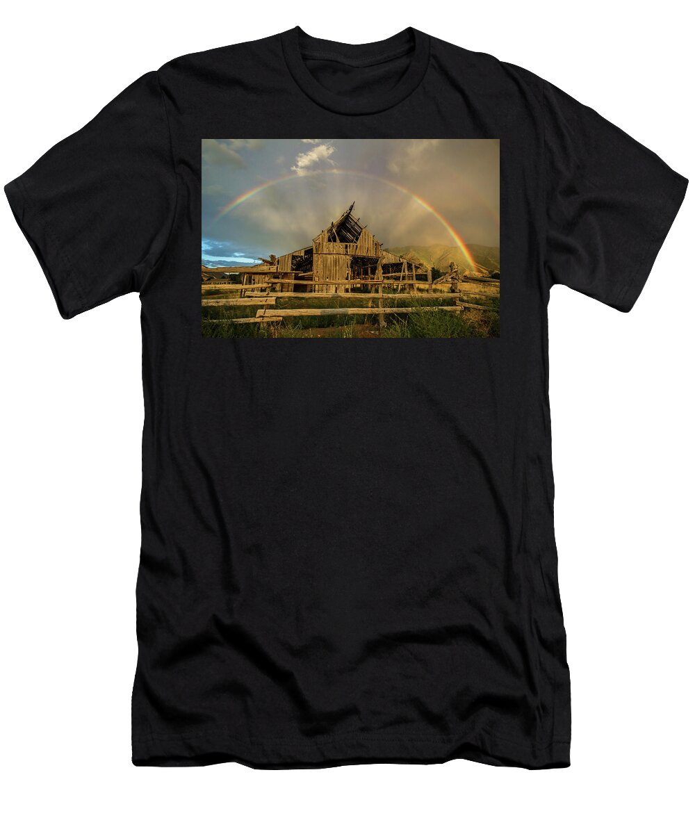 Barn T-Shirt featuring the photograph Rainbow over Mapleton Barn by Wesley Aston
