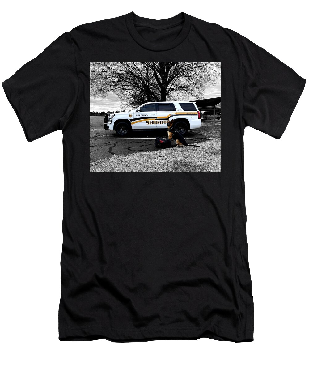 Rocky T-Shirt featuring the photograph Rocky by Lee Darnell