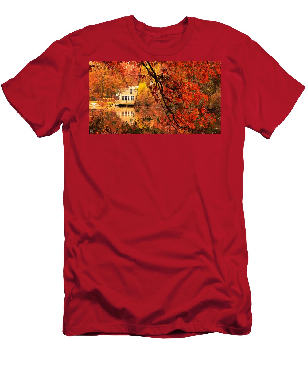 Rhode Island T-Shirt featuring the photograph Display Of Beauty by Lourry Legarde