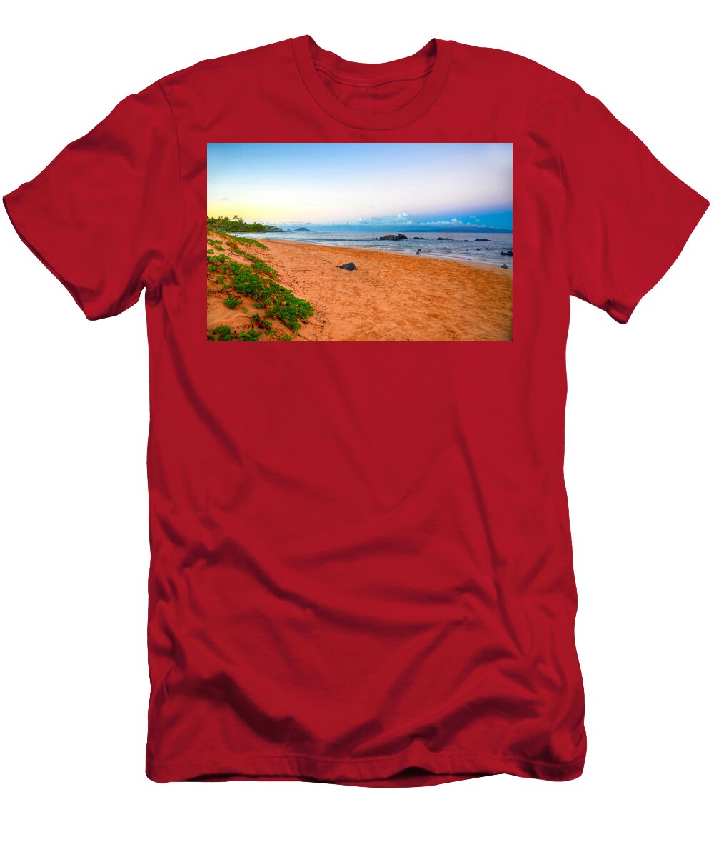 Keawakapu Beach T-Shirt featuring the photograph Kihei Maui by Kelly Wade