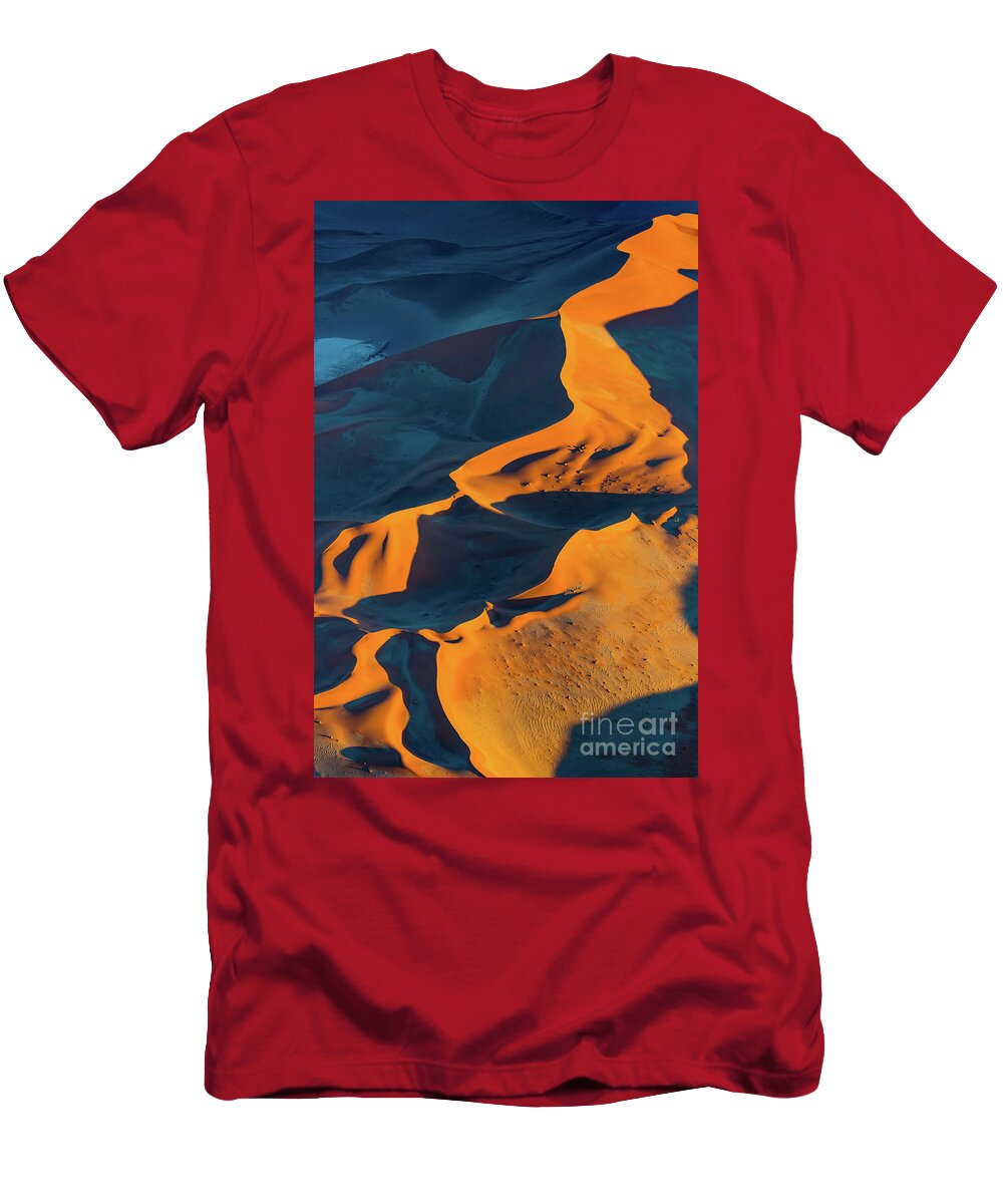 Africa T-Shirt featuring the photograph Sossusvlei Sand #1 by Inge Johnsson
