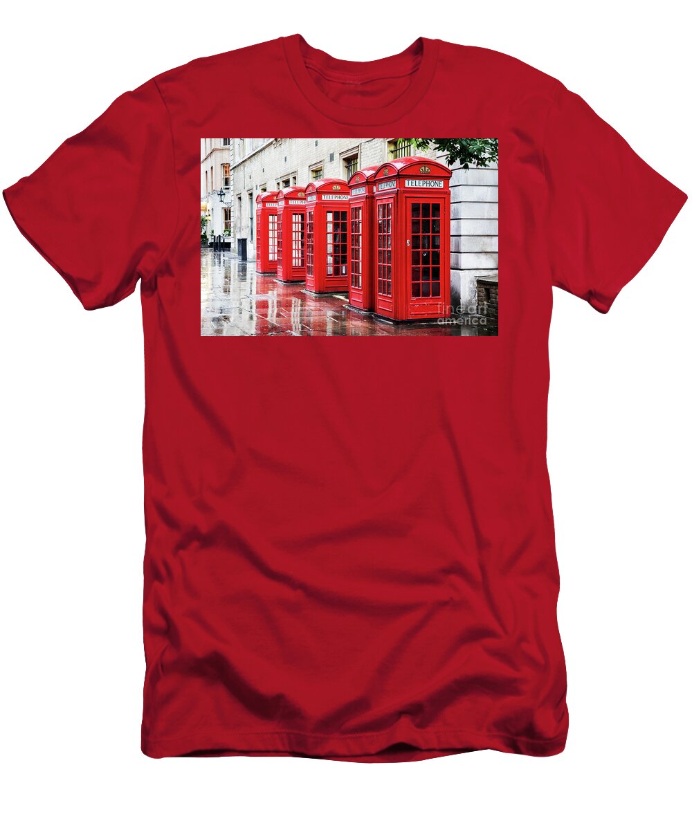 London T-Shirt featuring the photograph Covent Garden phone boxes by Jane Rix
